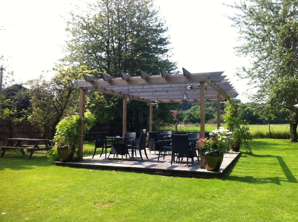 The Nags Head Hotel Great Missenden Esterno foto