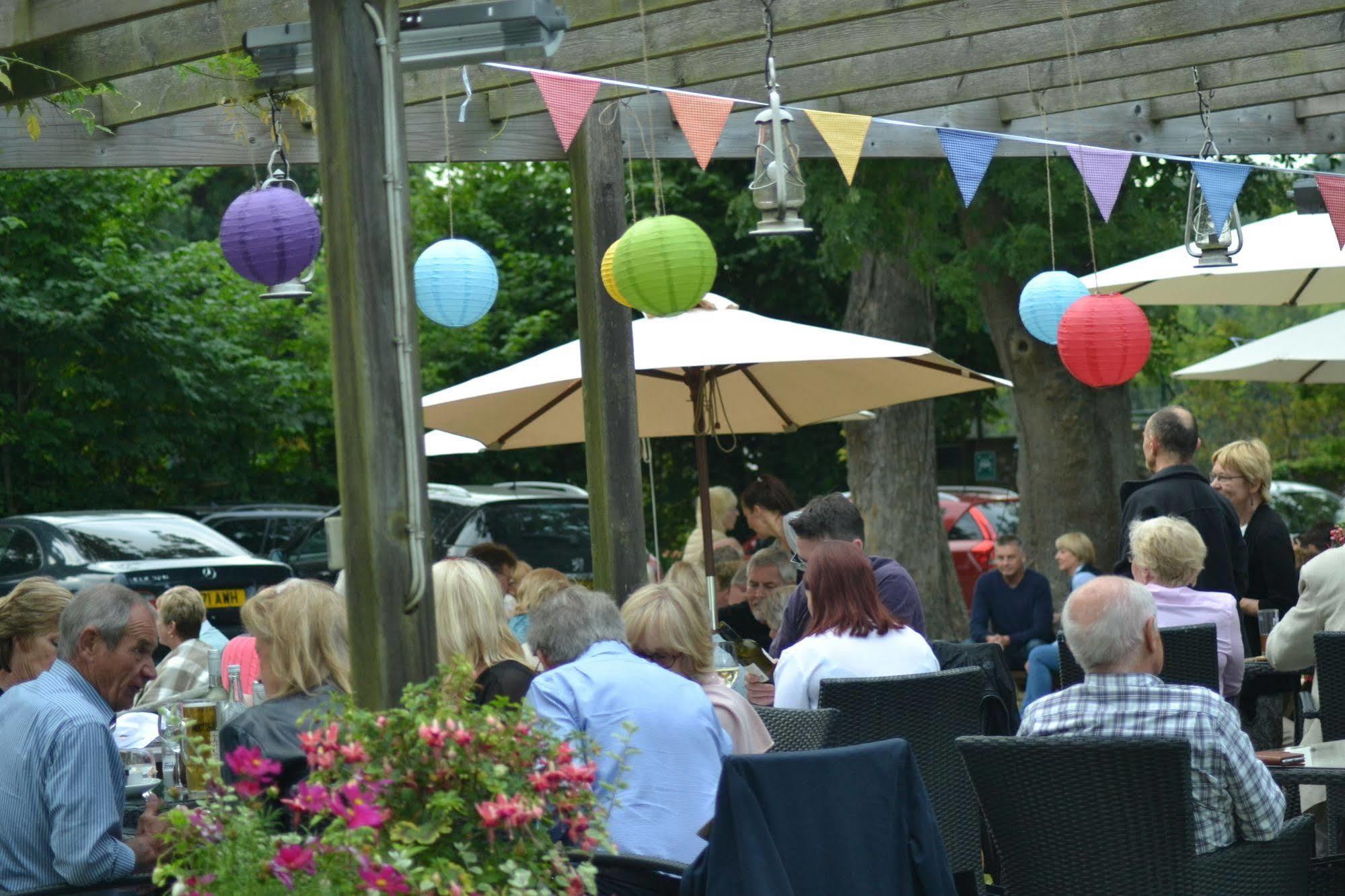 The Nags Head Hotel Great Missenden Esterno foto