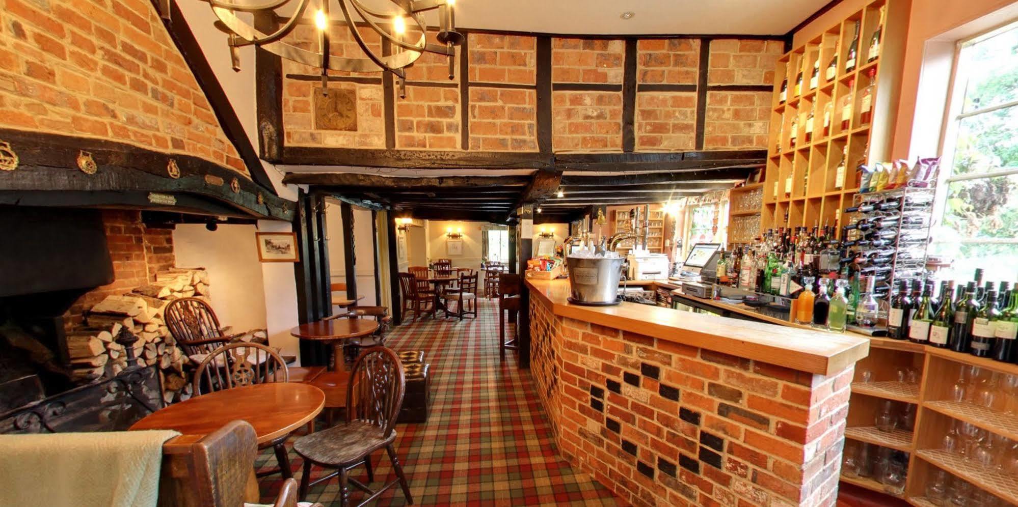 The Nags Head Hotel Great Missenden Esterno foto